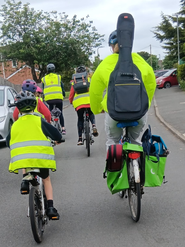 Children and parents cycling