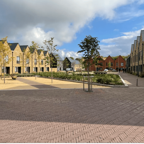 small area with houses